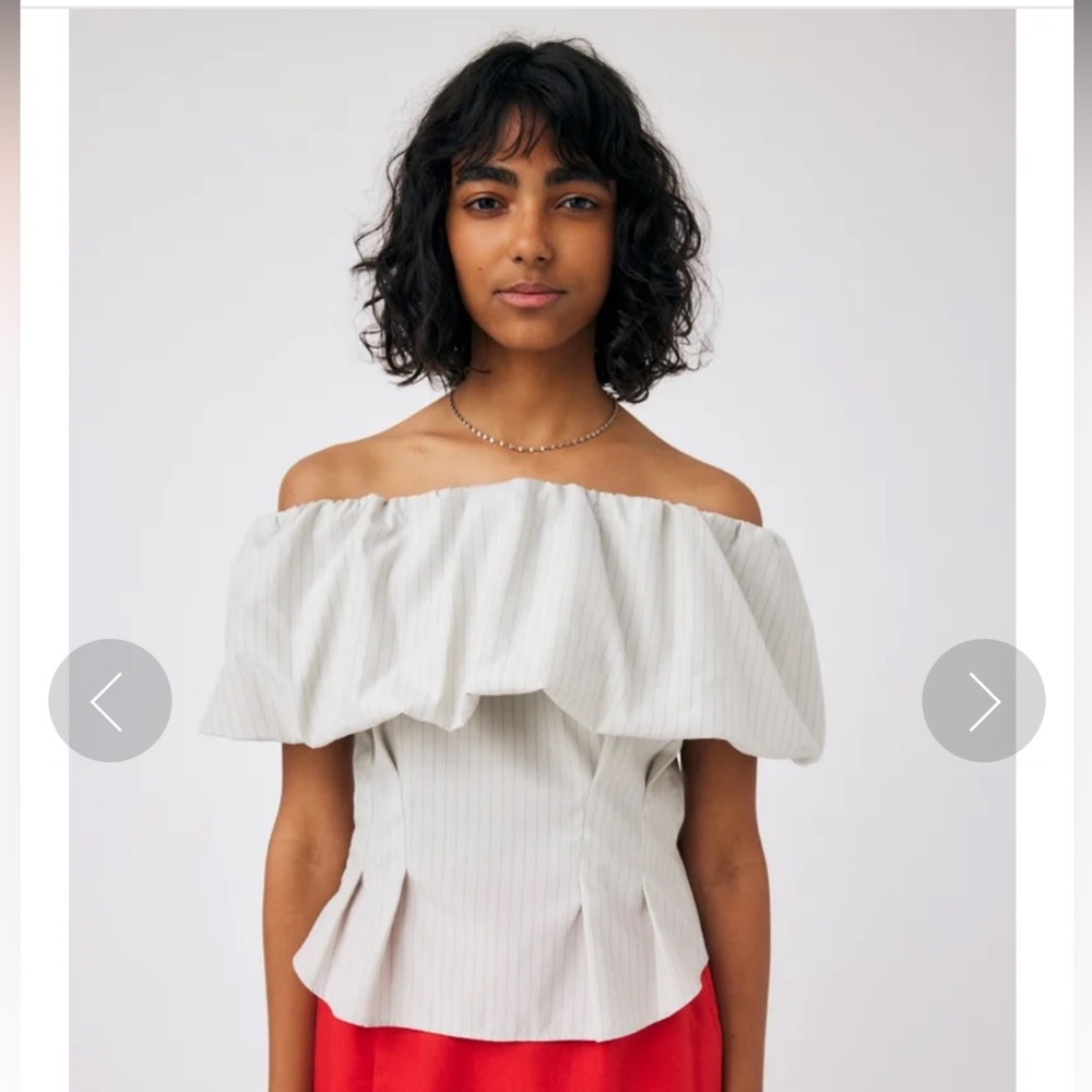 MOUSSY Off Shoulder Tuck Blouse